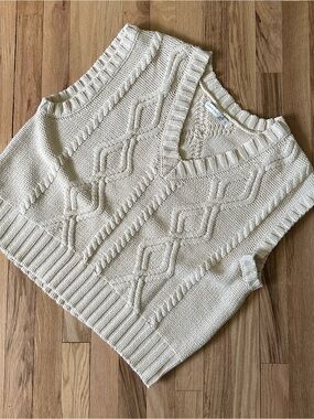 Altar’d State Cropped Sweater Vest Size Medium